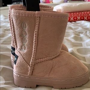 BEBE TODDLER SIZE 7 BOOTS